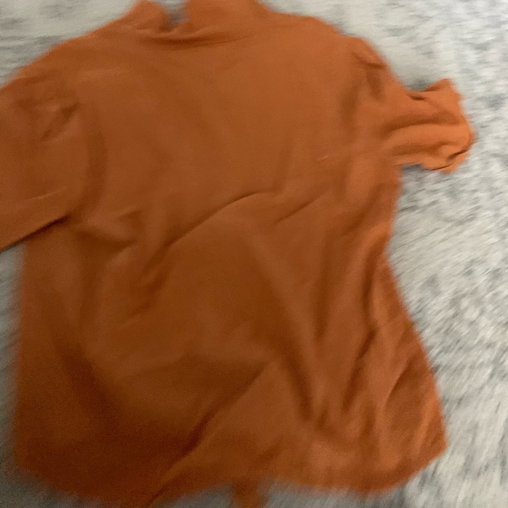 Cropped button up - Picture 2 of 3